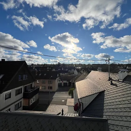 Penthouse Aussicht Balkon Ebk Tg Platz Apartment Magstadt